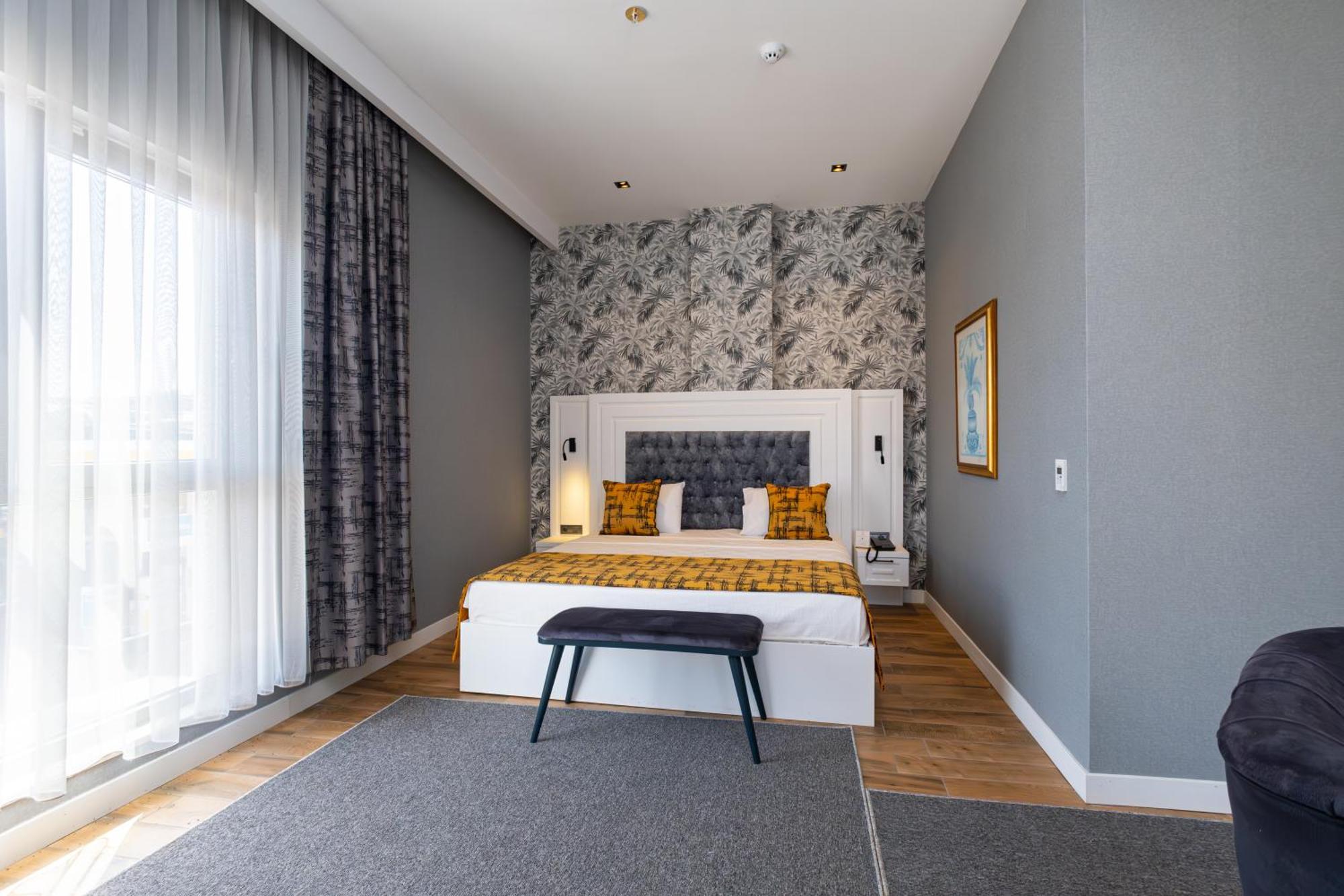 Hipodrom Hotel デュアチ エクステリア 写真